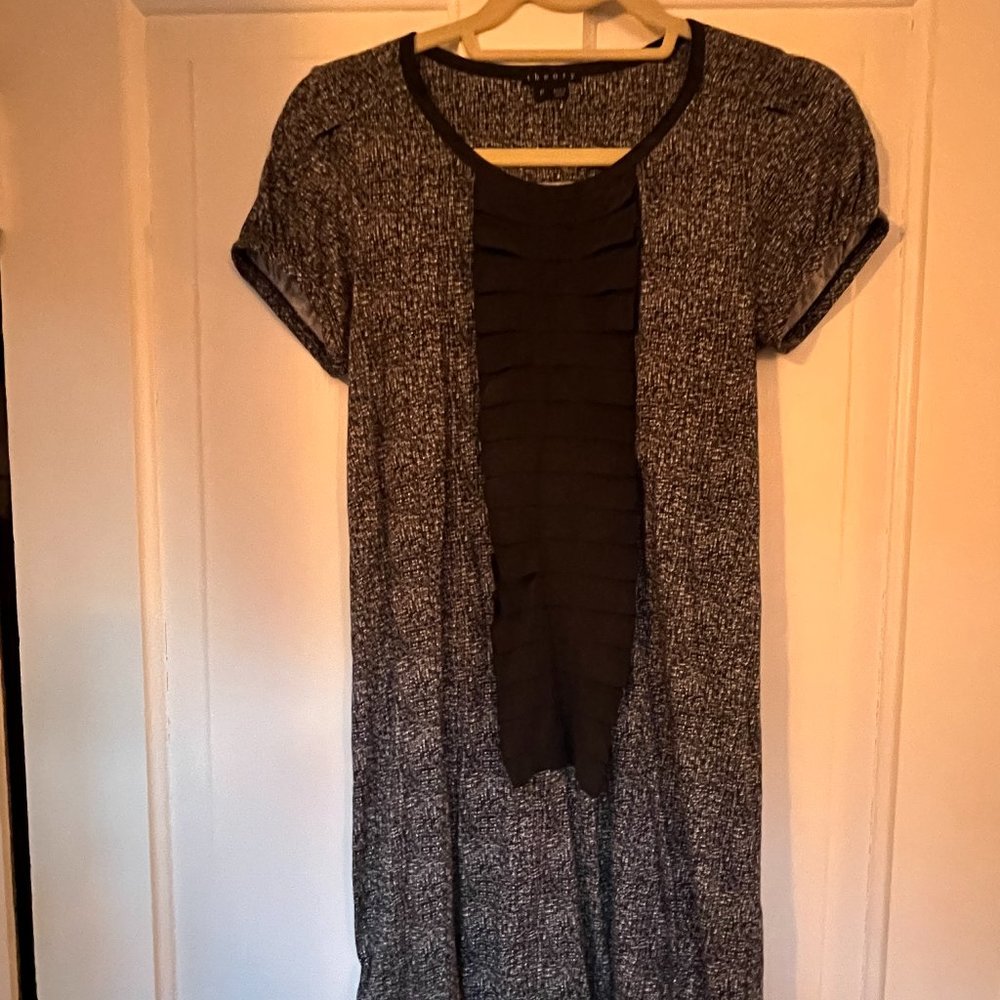 Theory print shirt with black ruffle